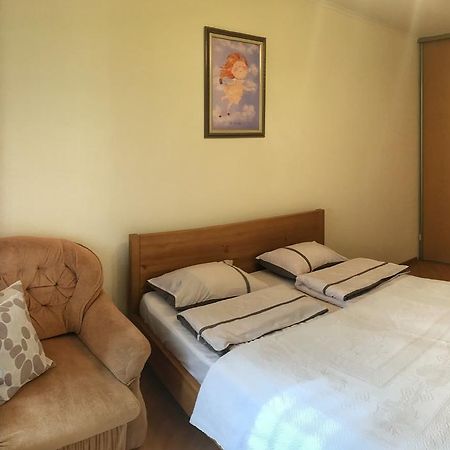 Apartments In The Center Kamyanets-Podilski Dış mekan fotoğraf
